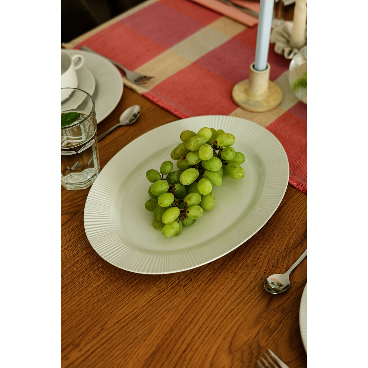 Porzellanserie "Verve" Platte oval 32x24,5cm (1)