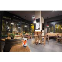 Tischtafel geschwungen mit Drehfuß (2)